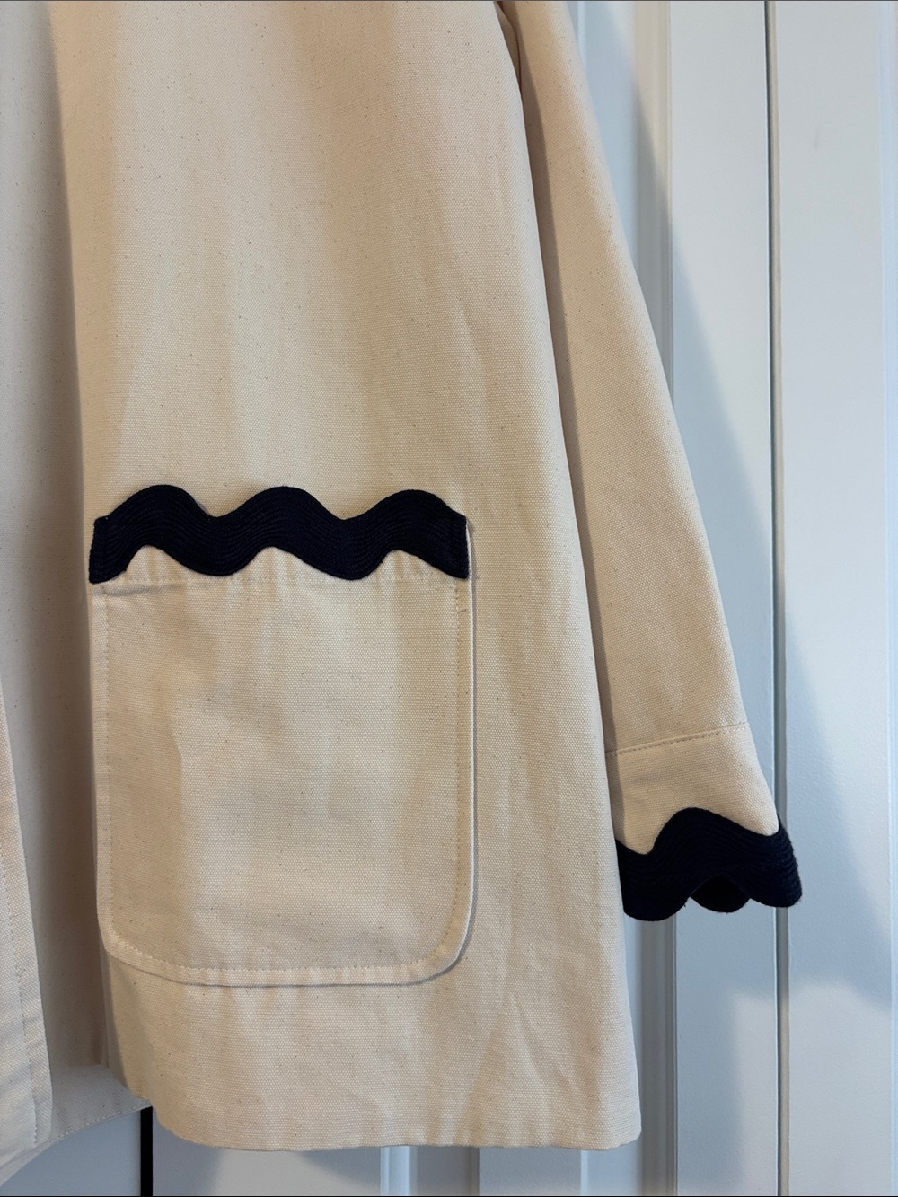 Dolan Left Coast Collection Scalloped Button Down Jacket - Picture 2 of 3